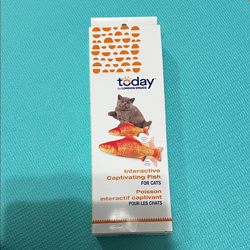 Interactive Captivating Fish for Cats - Orange NWT rechargeable